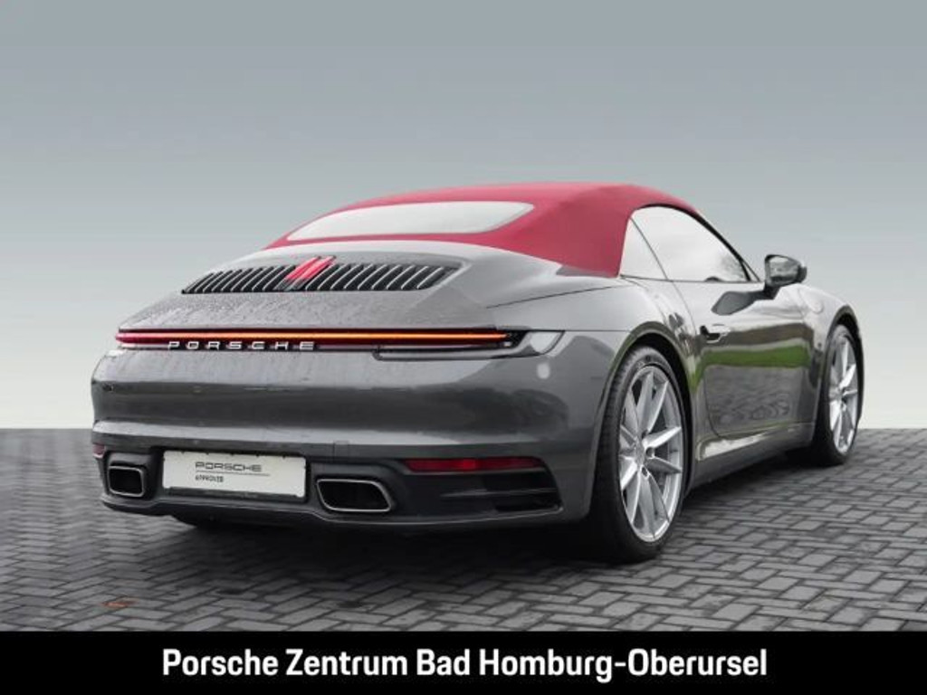 Porsche 992