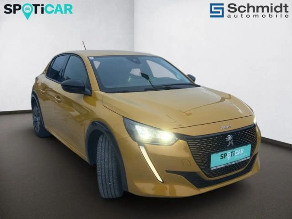 Peugeot e-208