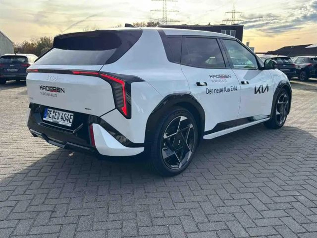 Kia EV4