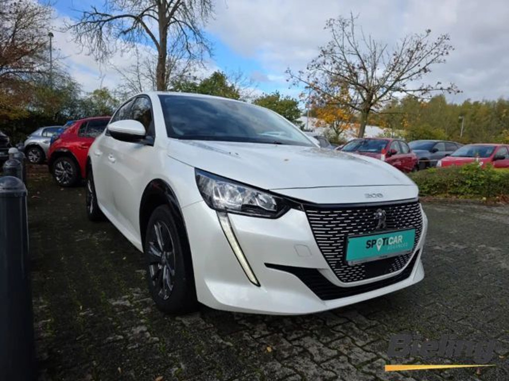 Peugeot e-208
