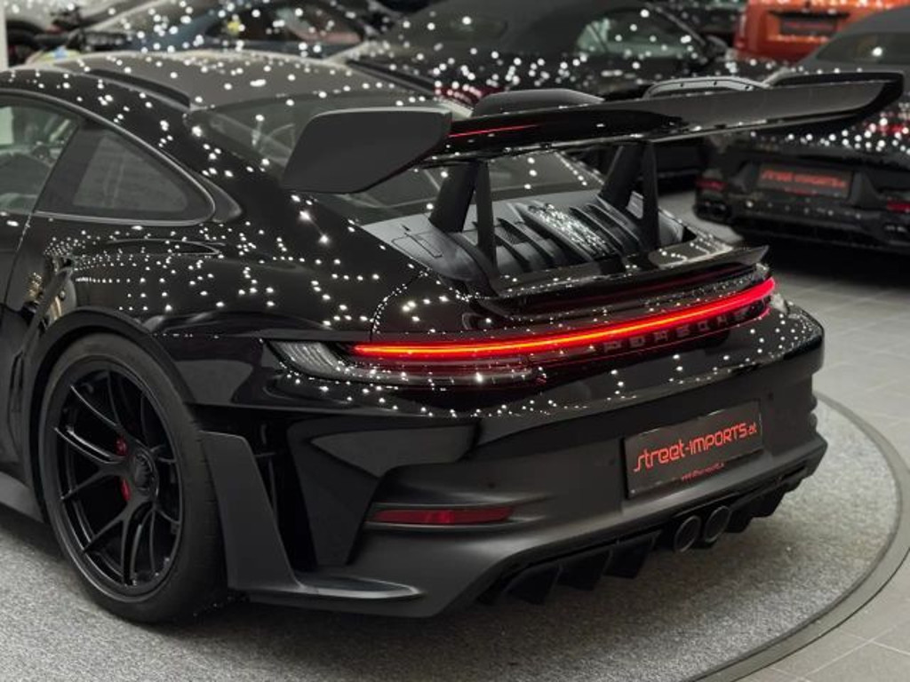 Porsche 992