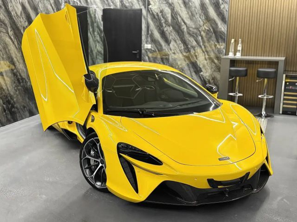 McLaren Artura