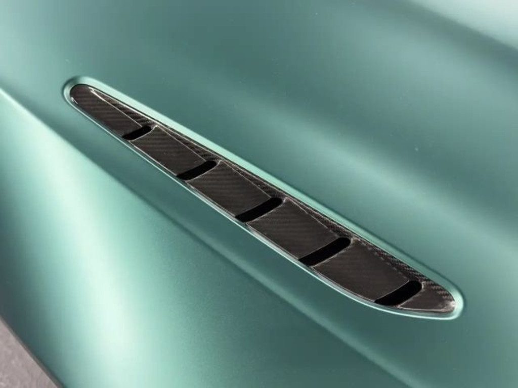 Aston Martin Vantage