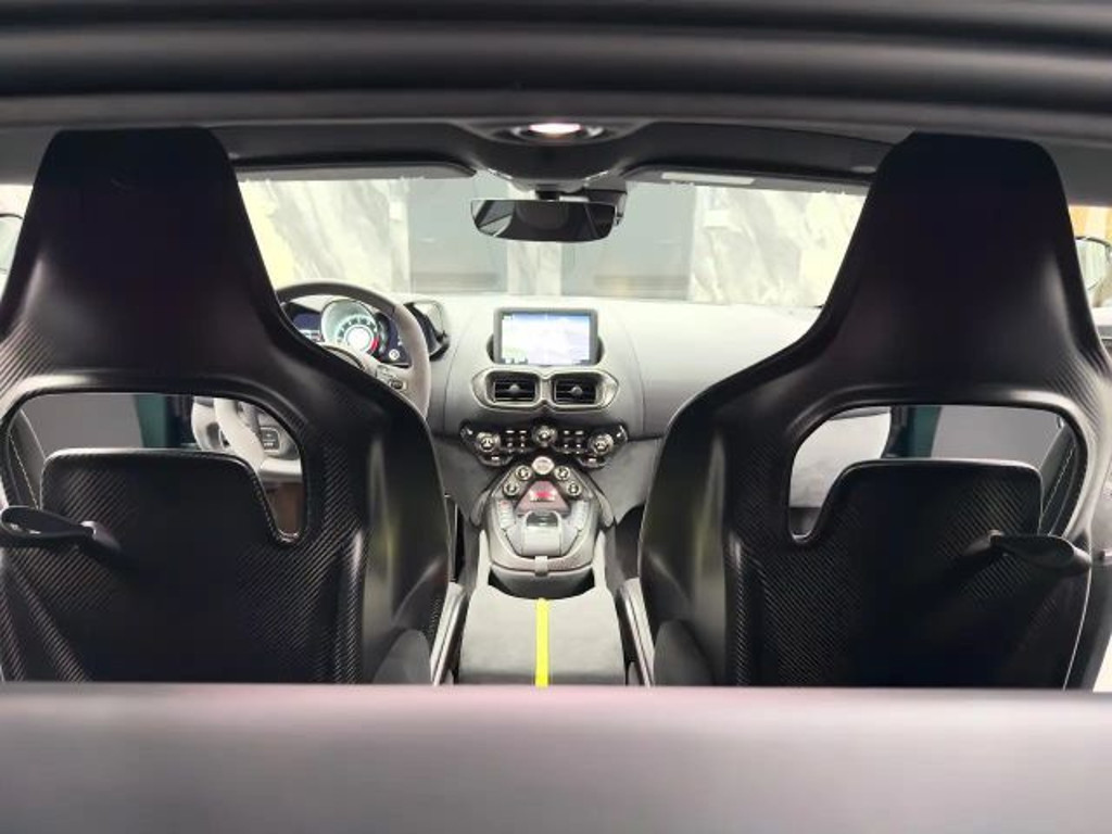 Aston Martin Vantage