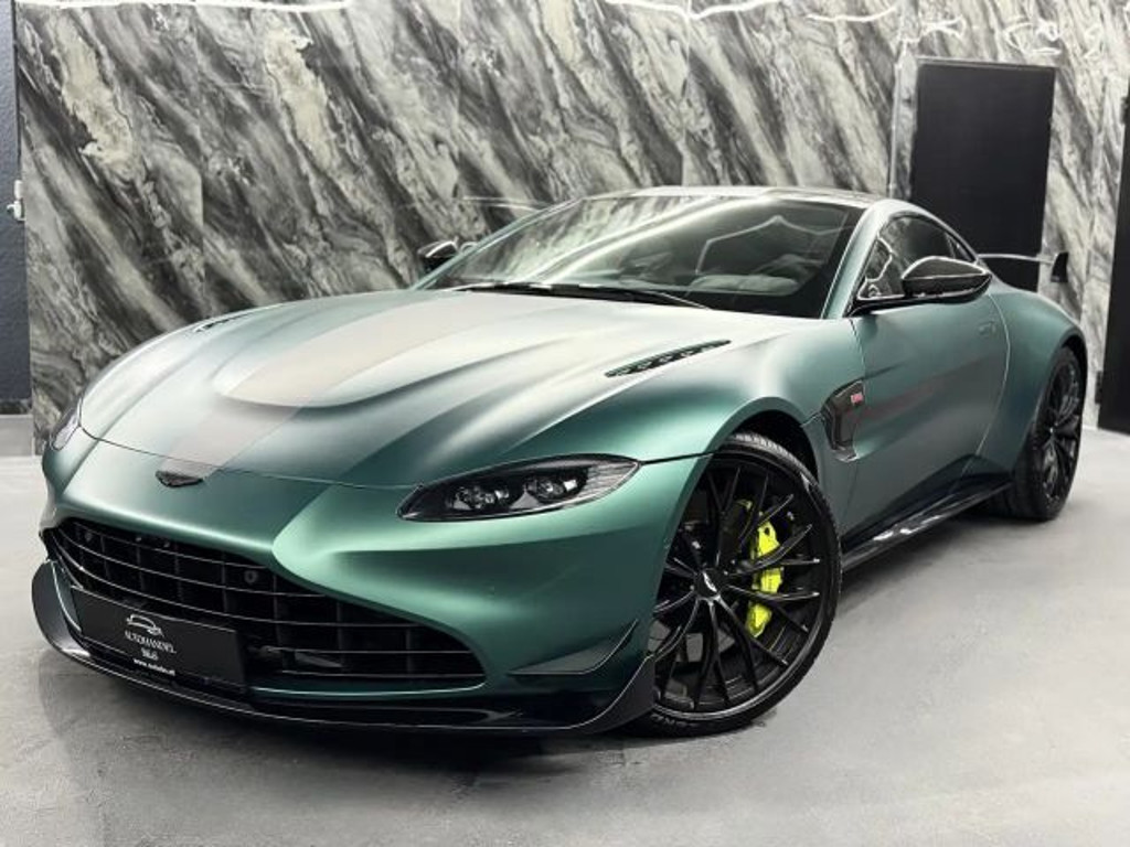 Aston Martin Vantage