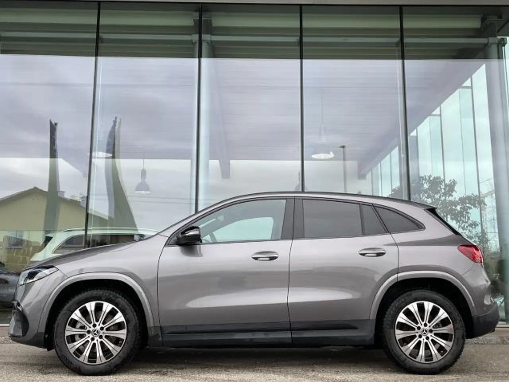 Mercedes-Benz EQA