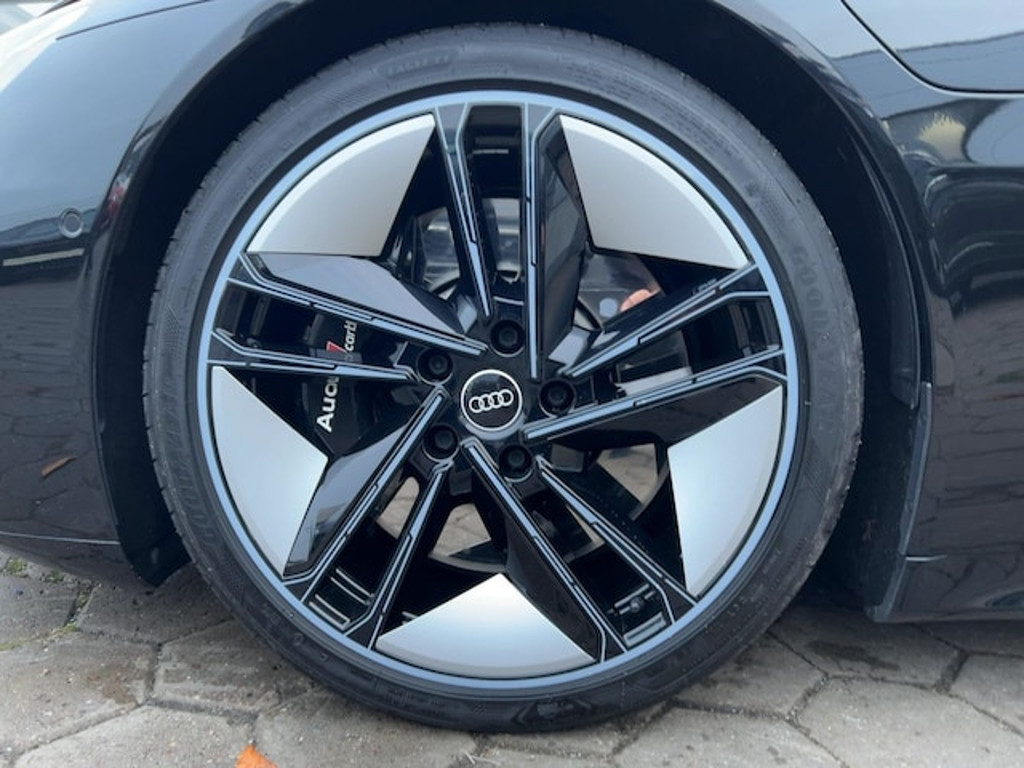 Audi RS e-tron GT