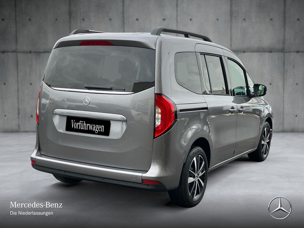 Mercedes-Benz T 180