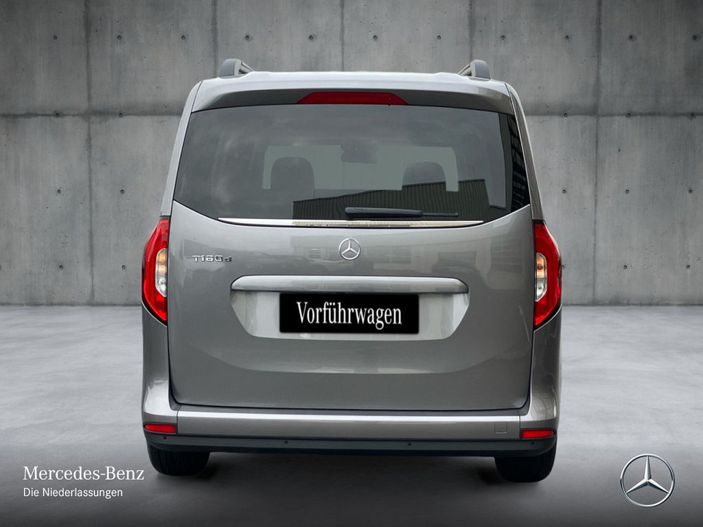 Mercedes-Benz T 180