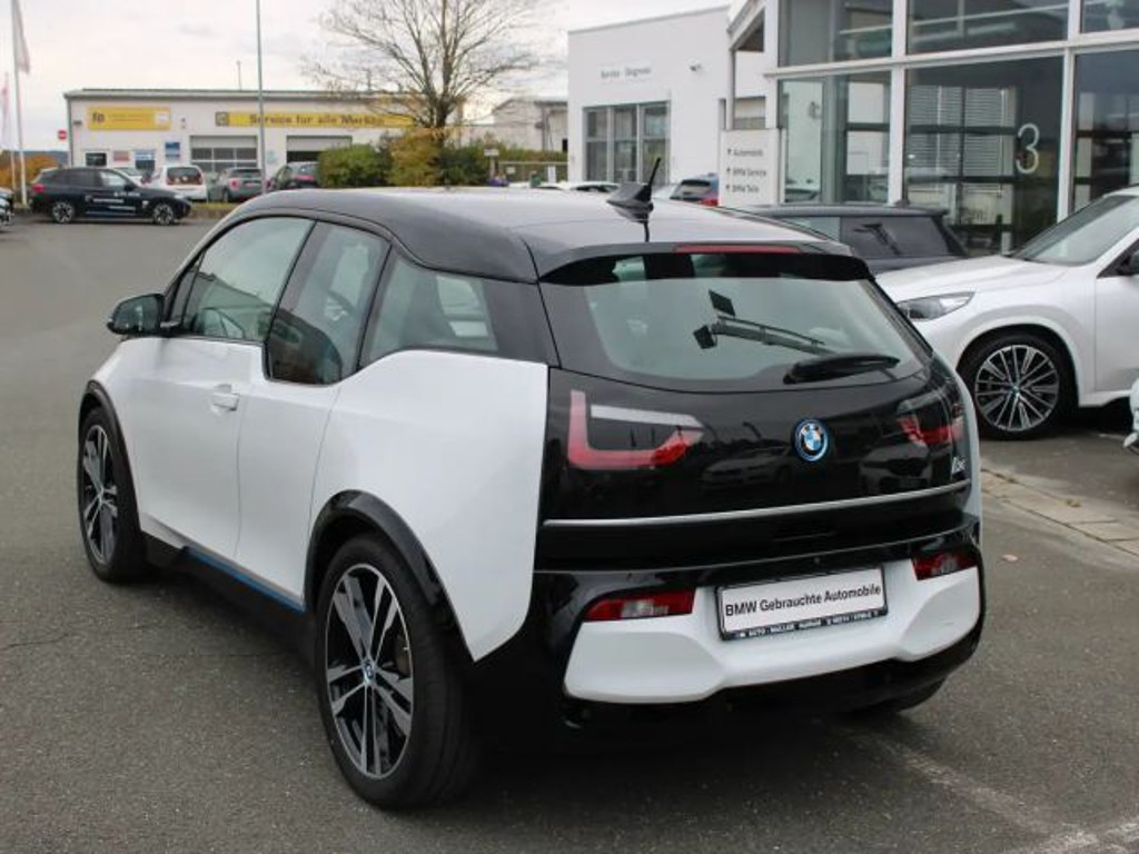 BMW i3