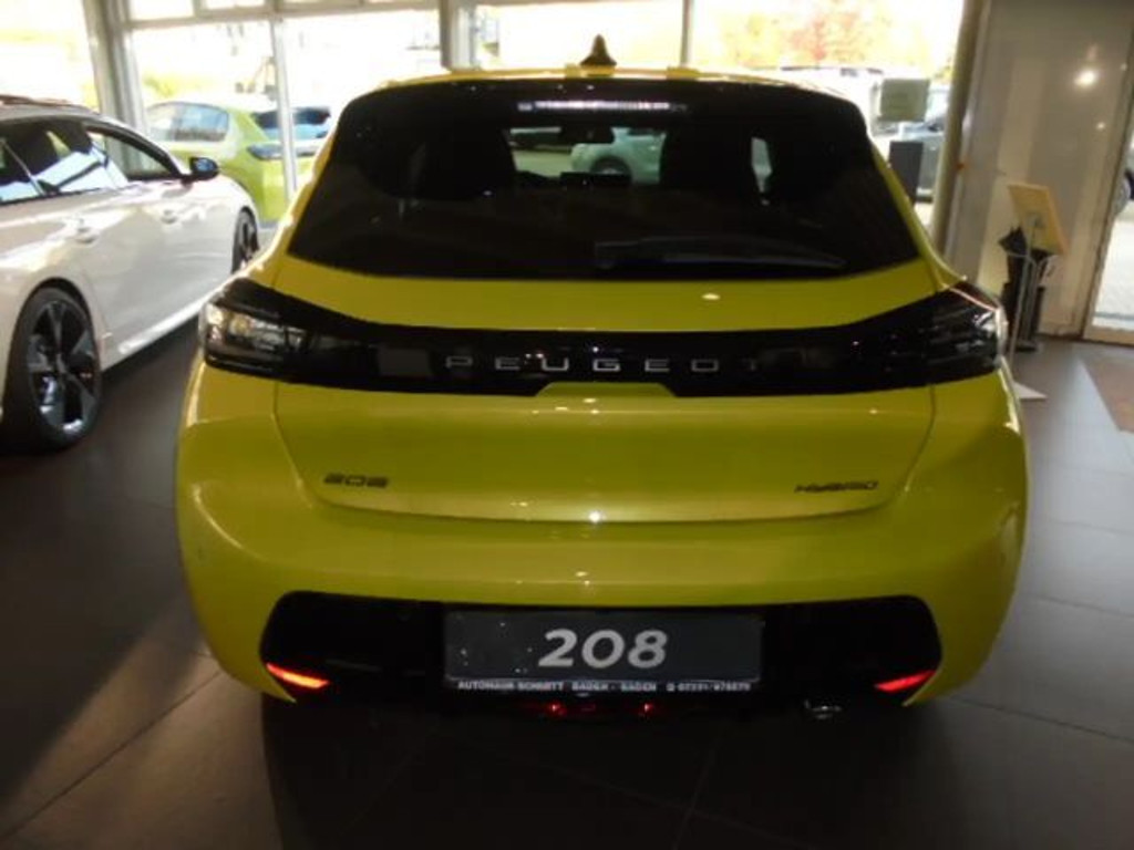 Peugeot e-208