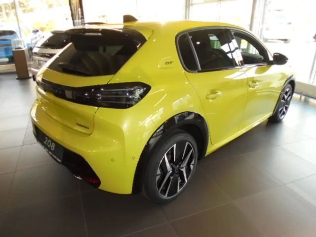 Peugeot e-208