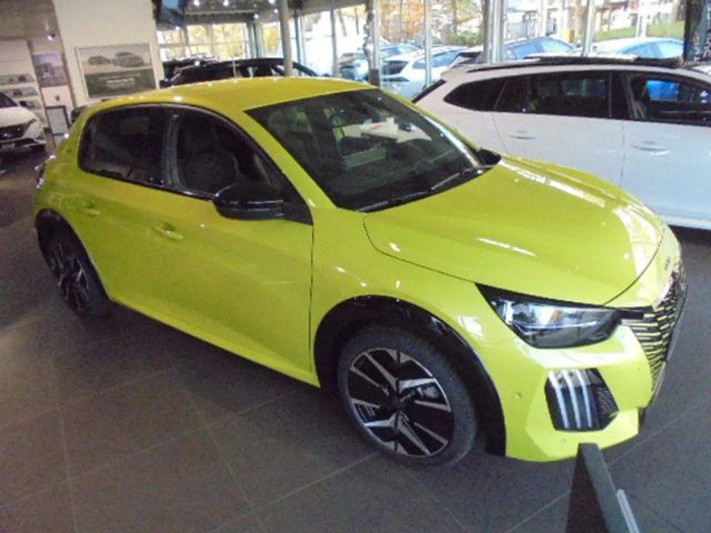 Peugeot e-208