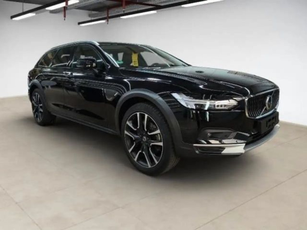 Volvo V90 Cross Country