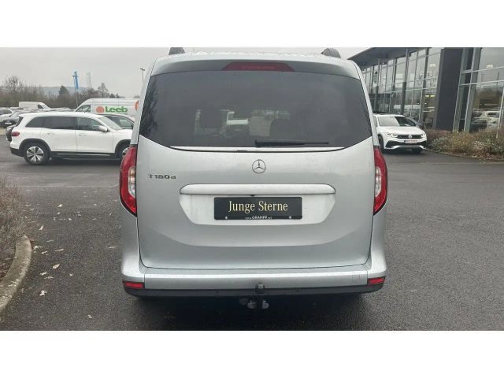 Mercedes-Benz T 180