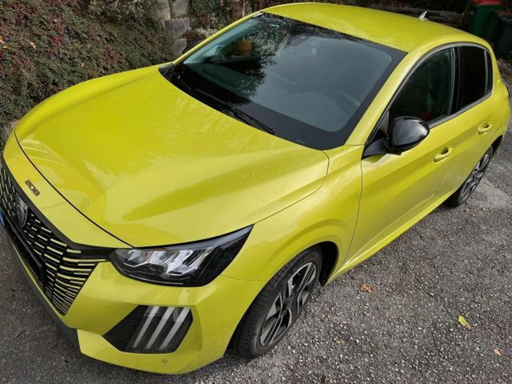 Peugeot e-208 2025 Benzine