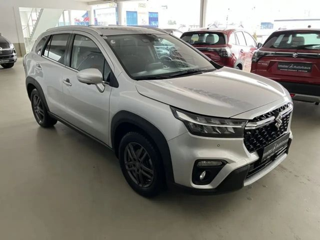 Suzuki S-Cross