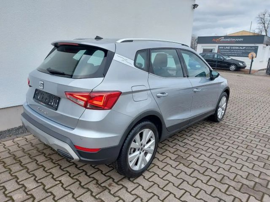 Seat Arona