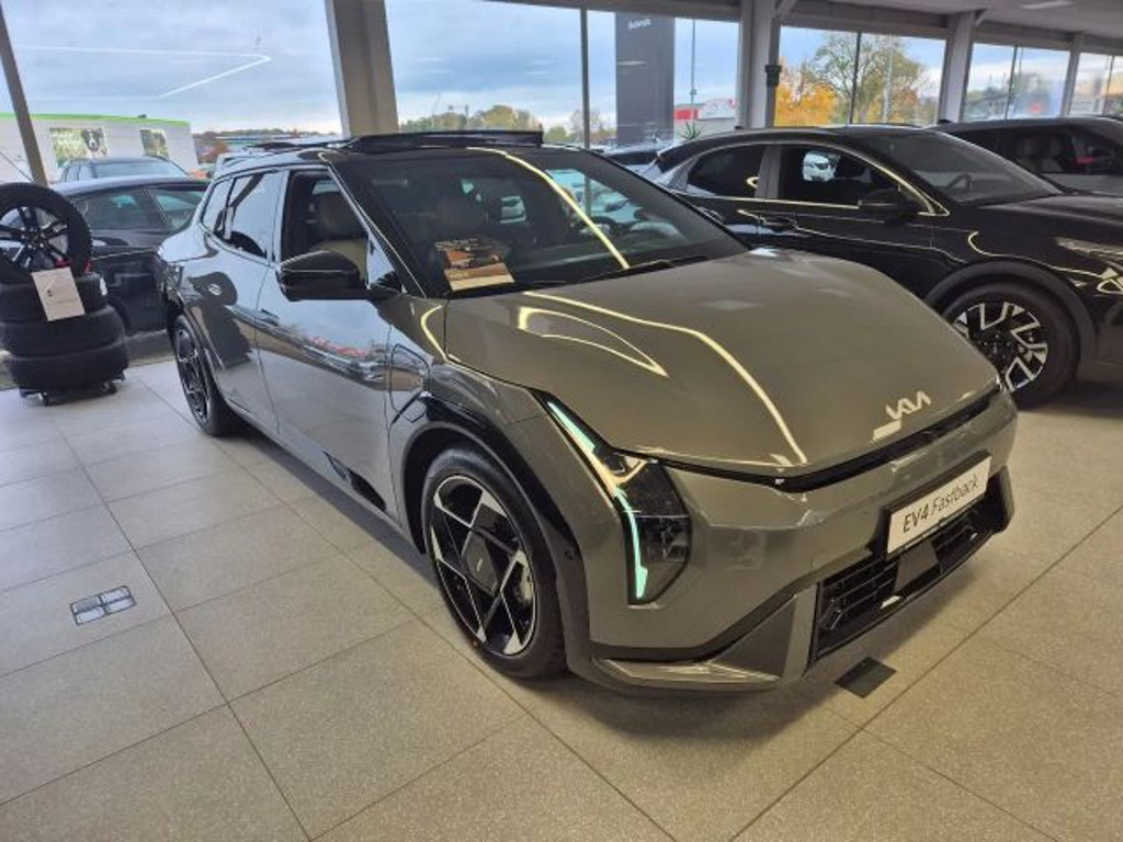 Kia EV4