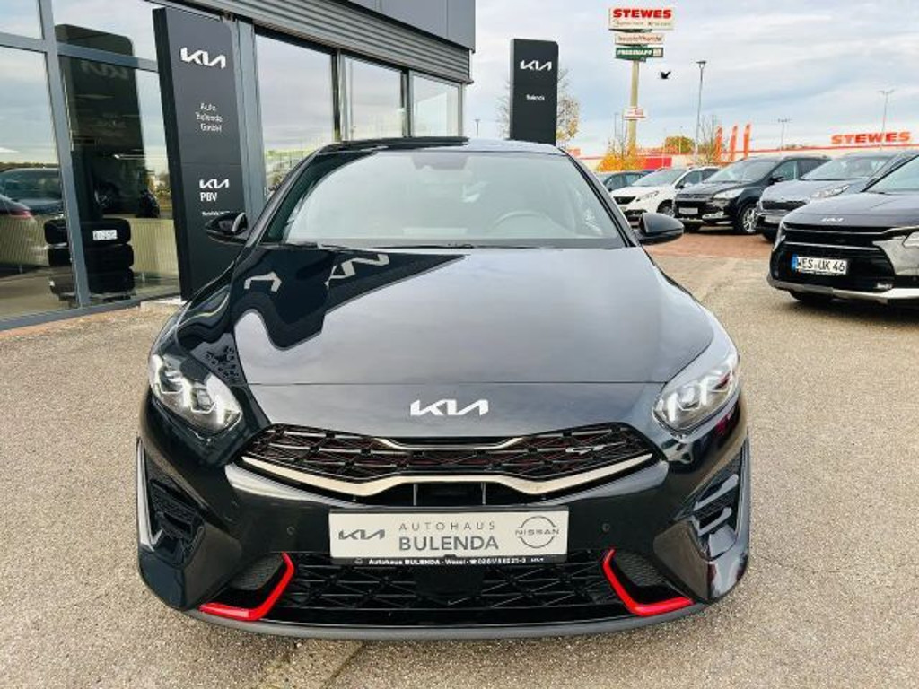 Kia ProCeed