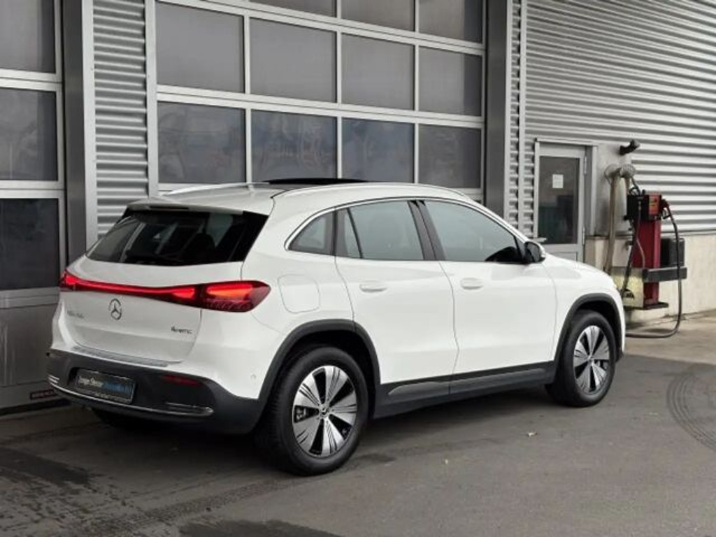 Mercedes-Benz EQA