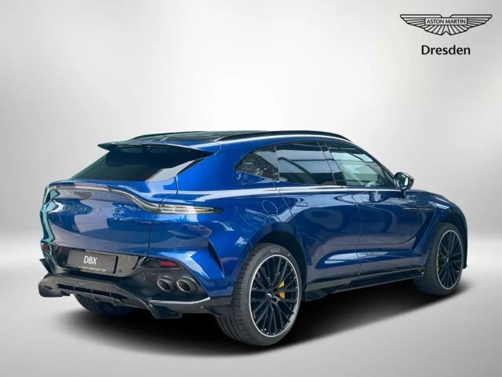 Aston Martin DBX