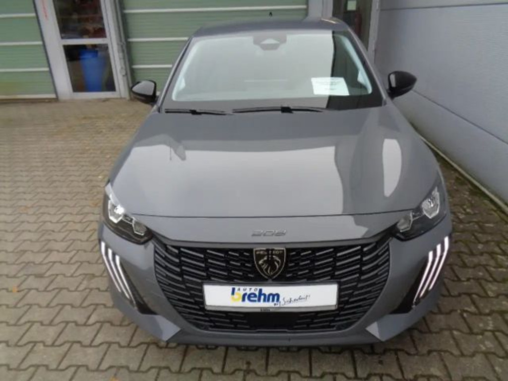 Peugeot e-208