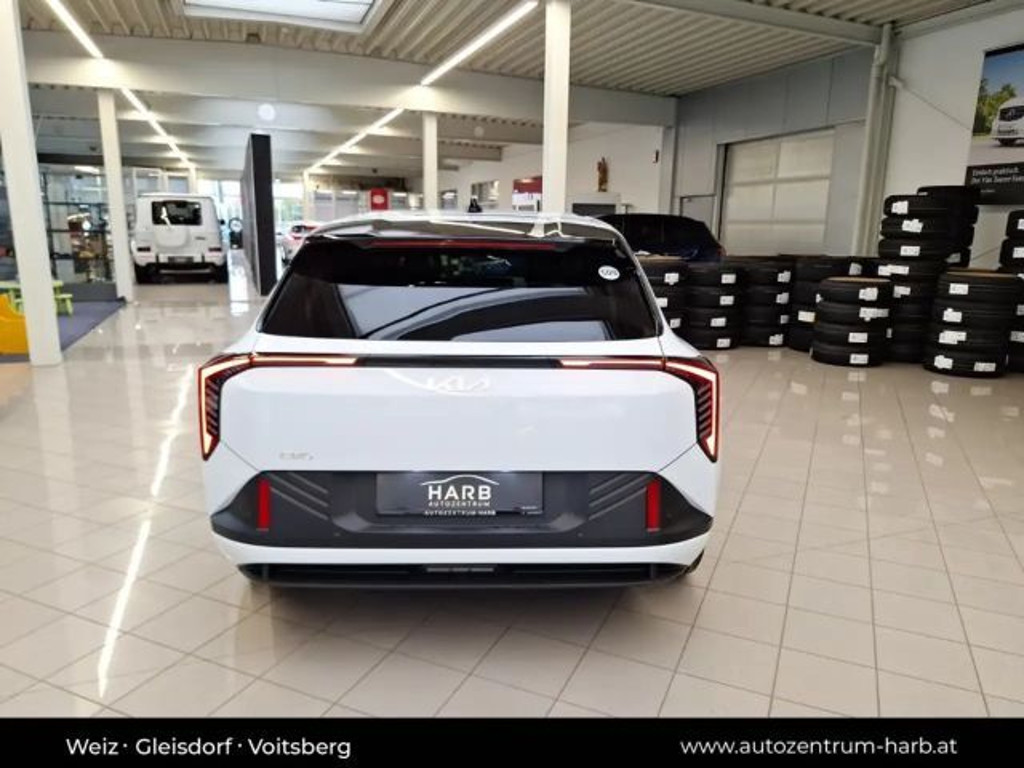 Kia EV4
