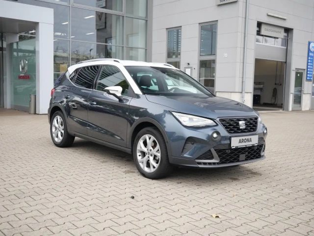 Seat Arona