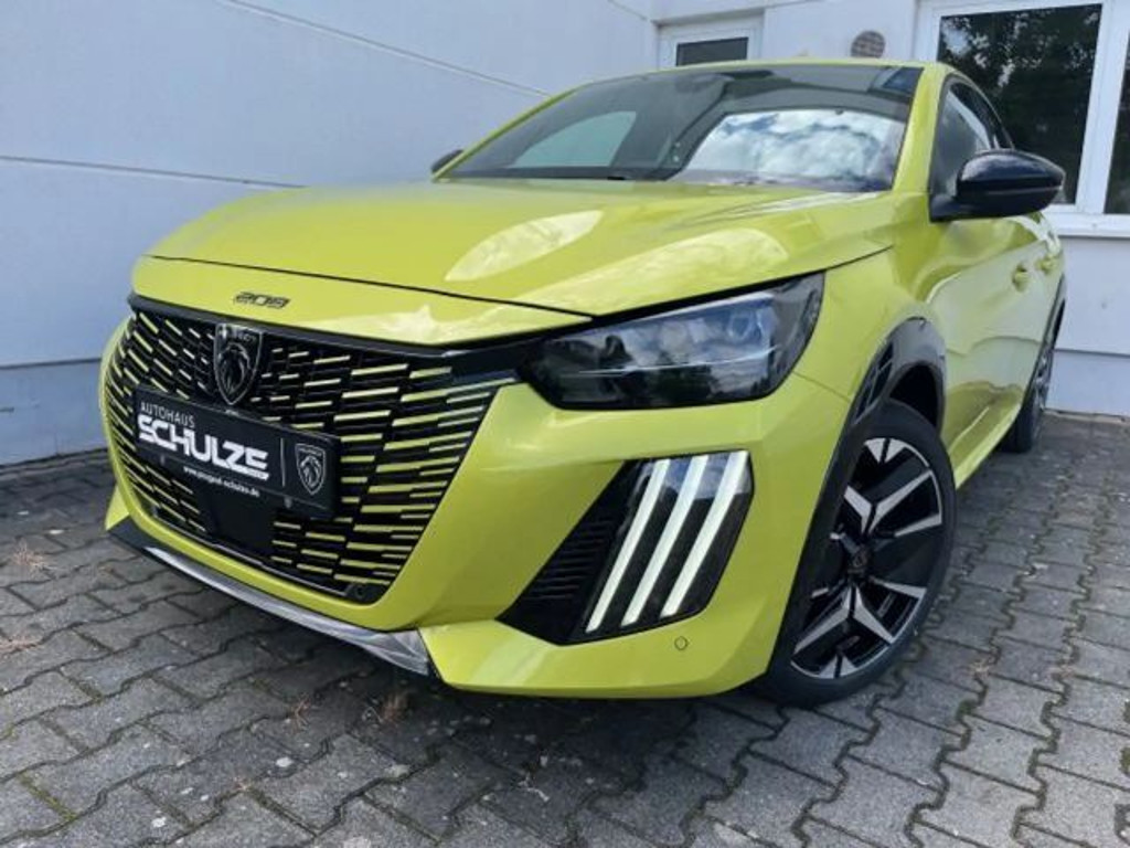 Peugeot e-208