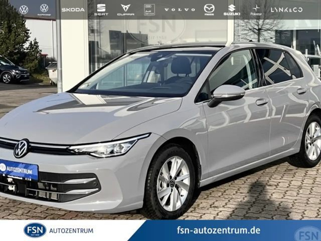 Volkswagen Golf 2025 Benzine