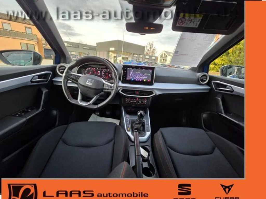 Seat Arona