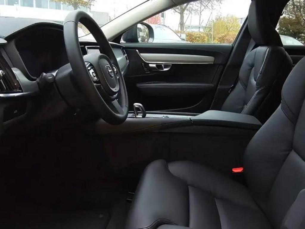 Volvo V90 Cross Country