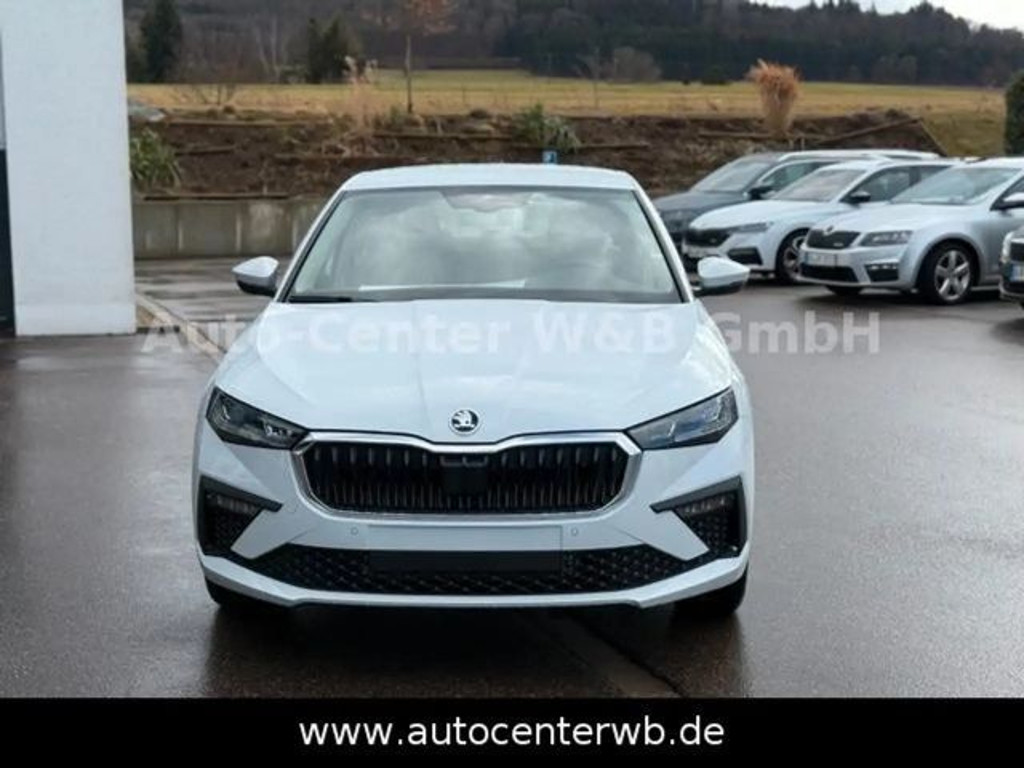 Skoda Scala 2025 Benzine