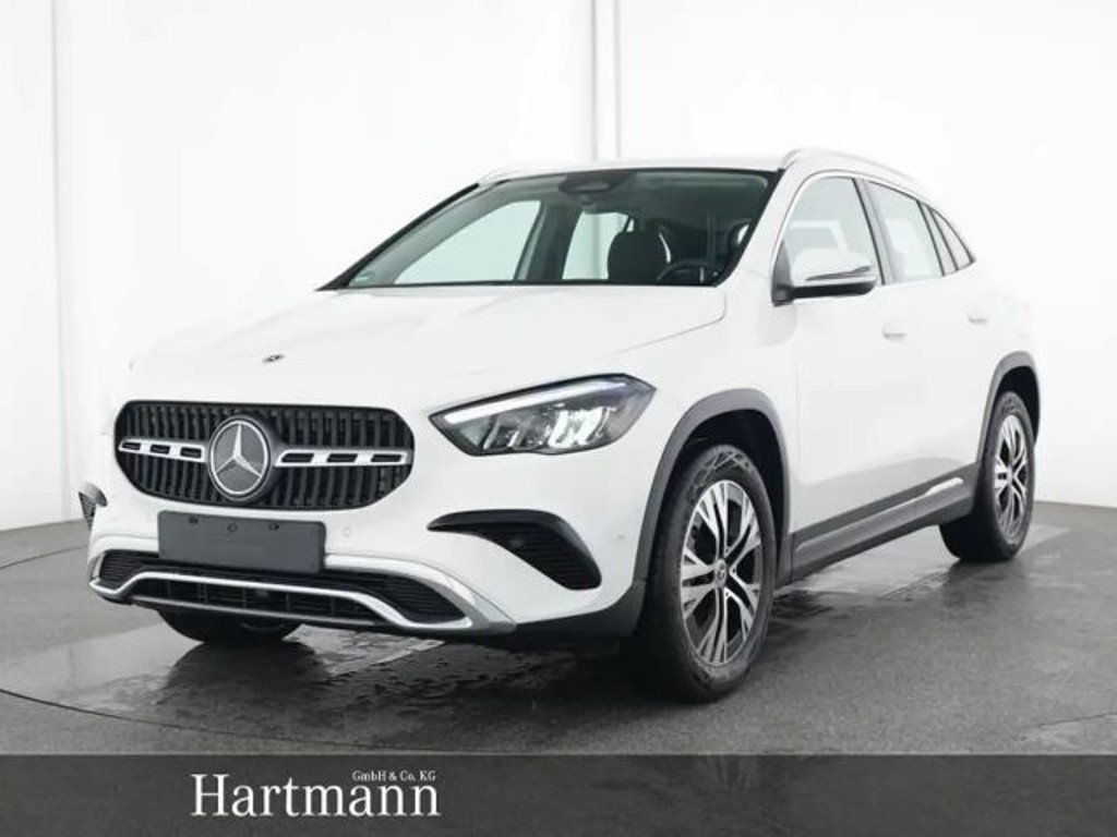 Mercedes-Benz GLA-Klasse 2024 Benzine