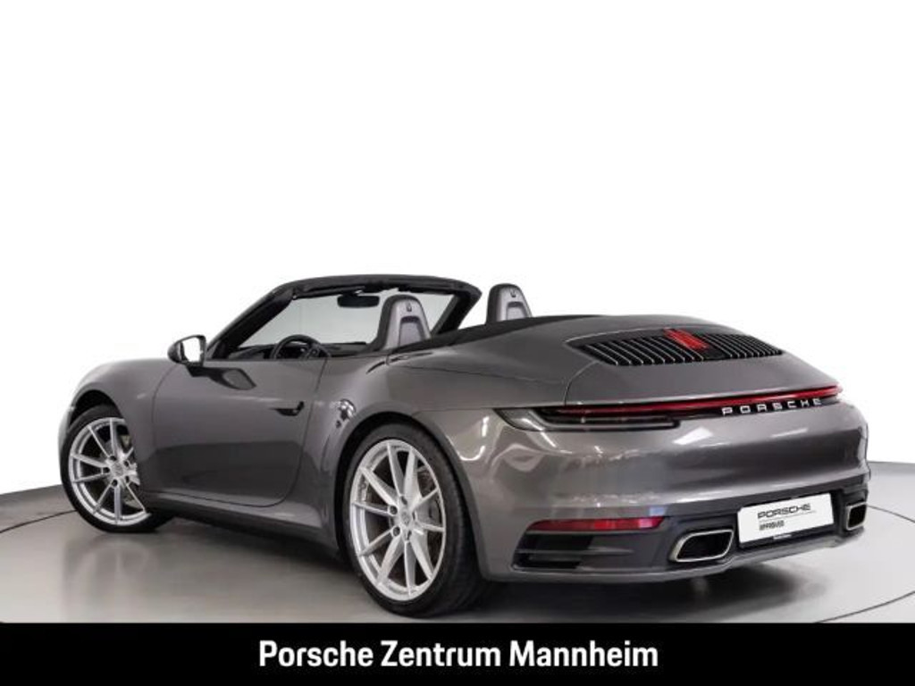 Porsche 992