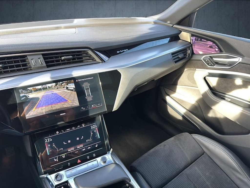 Audi e-tron