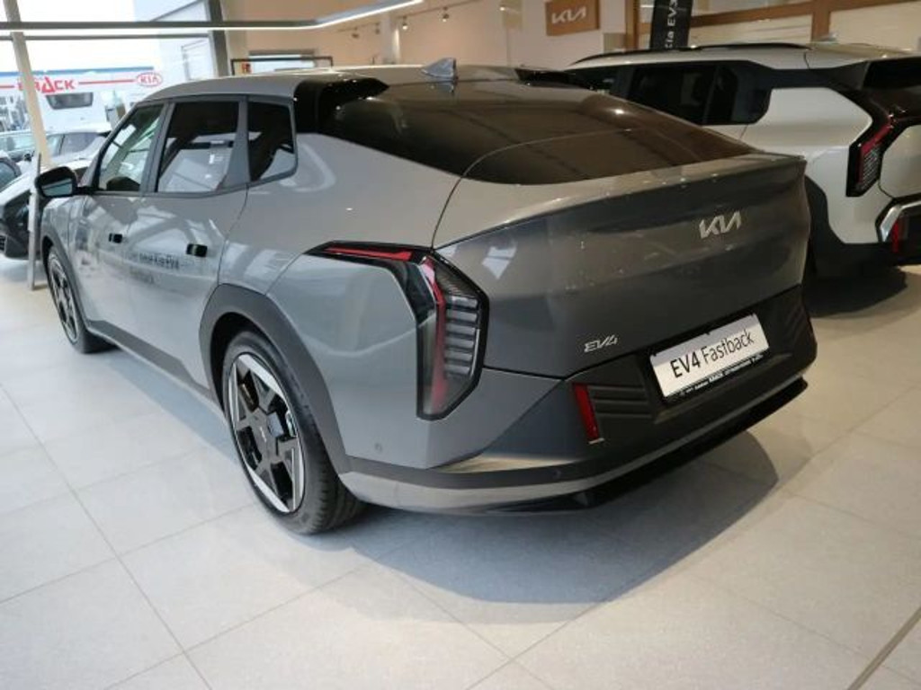 Kia EV4