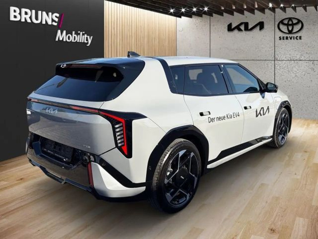 Kia EV4