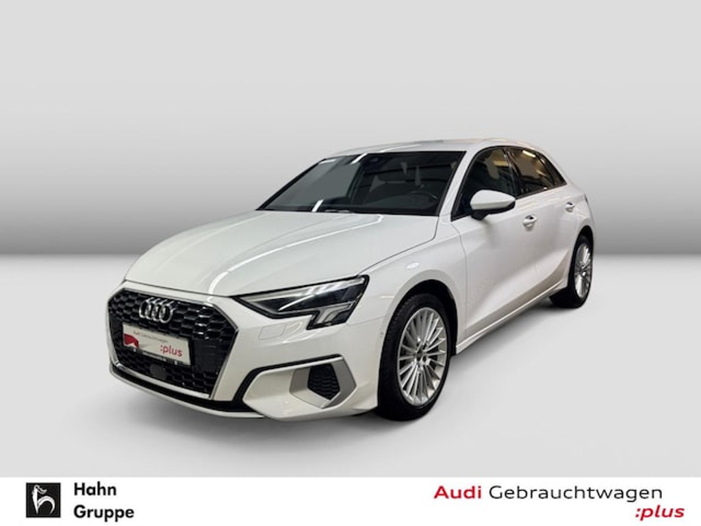 Audi A3 2023 Benzine