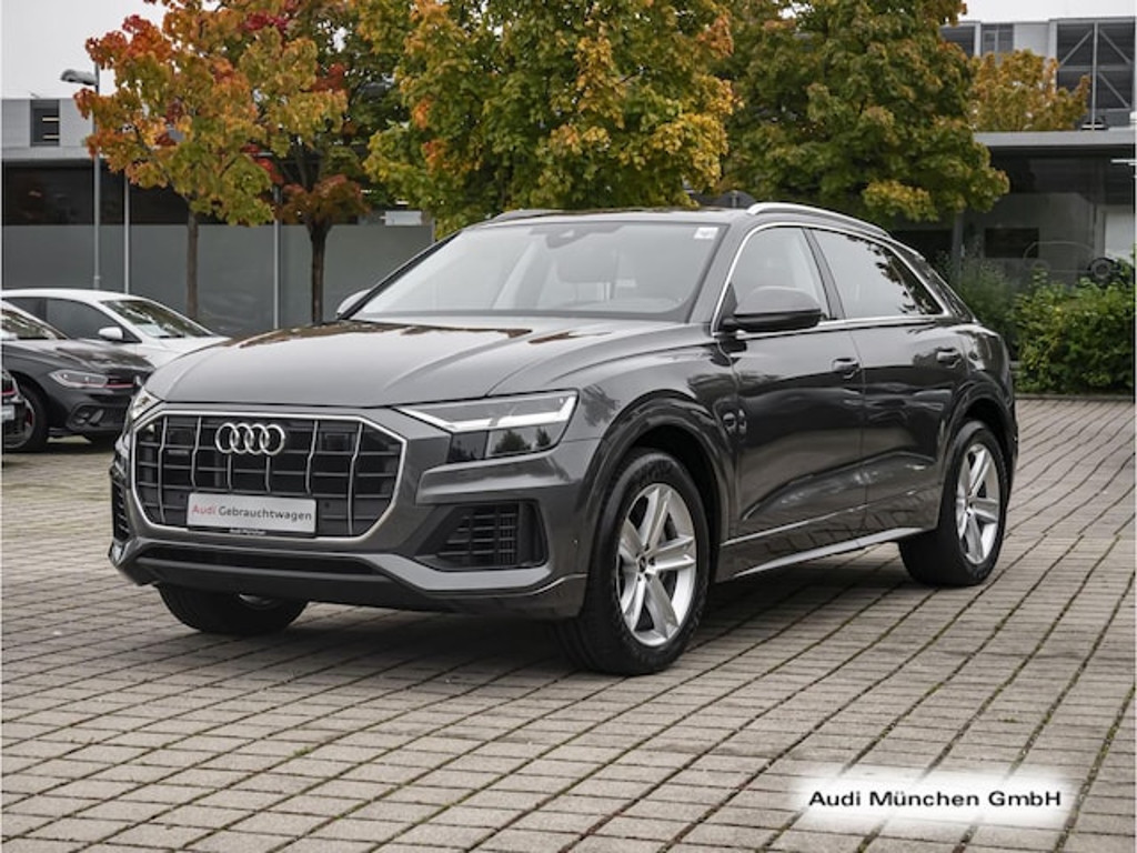 Audi Q8