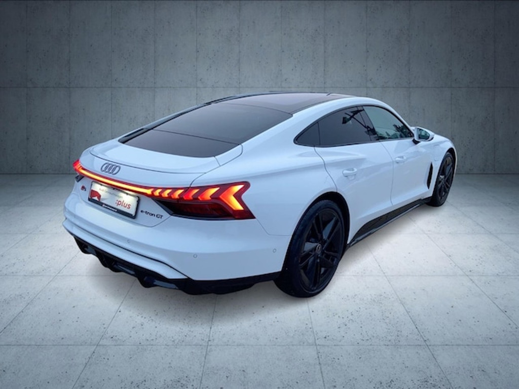 Audi e-tron GT