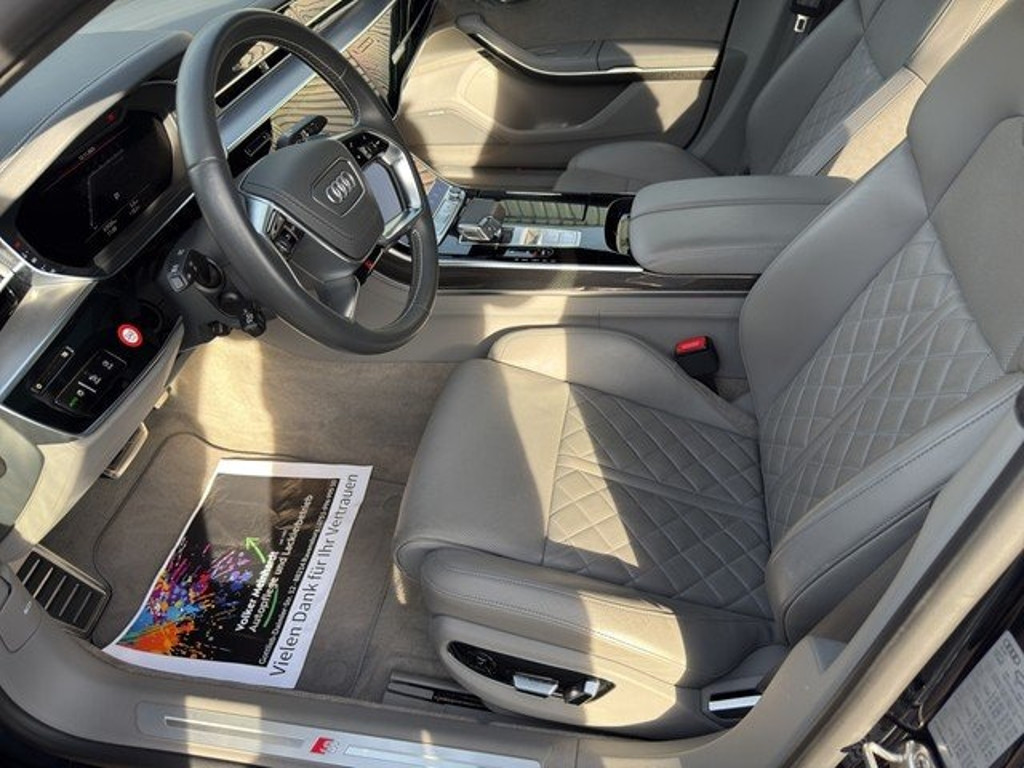 Audi S8