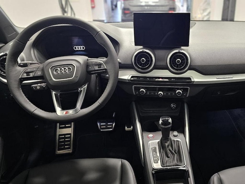 Audi SQ2