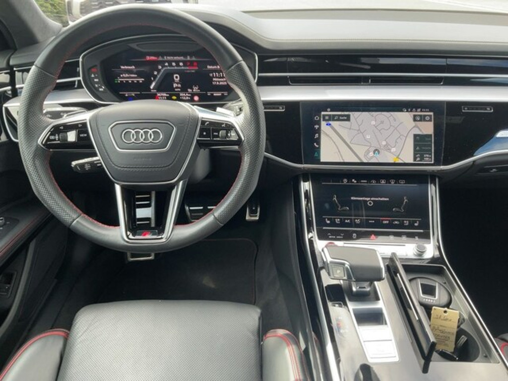 Audi S8
