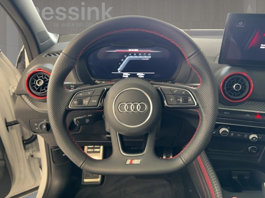 Audi SQ2