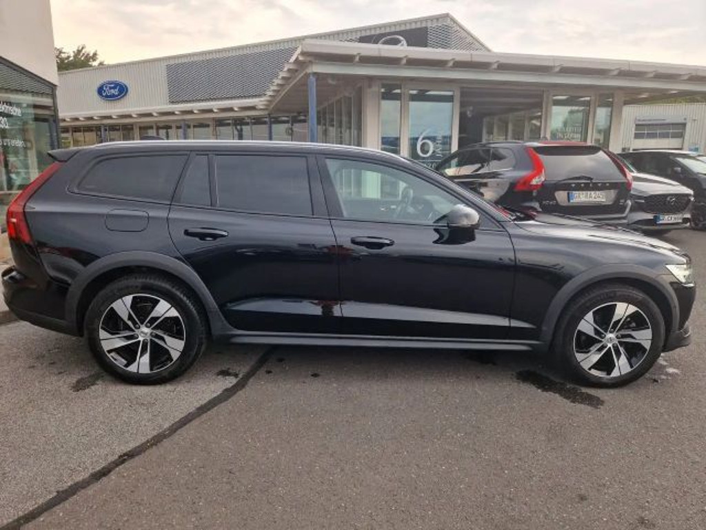 Volvo V60 Cross Country