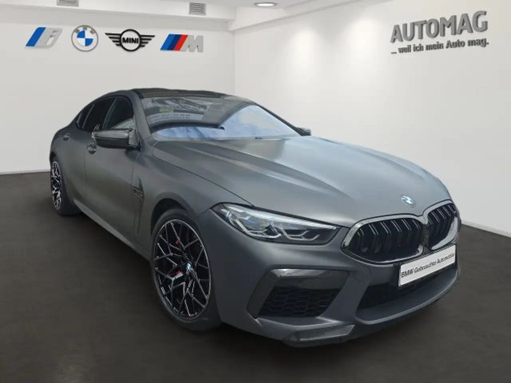 BMW M8