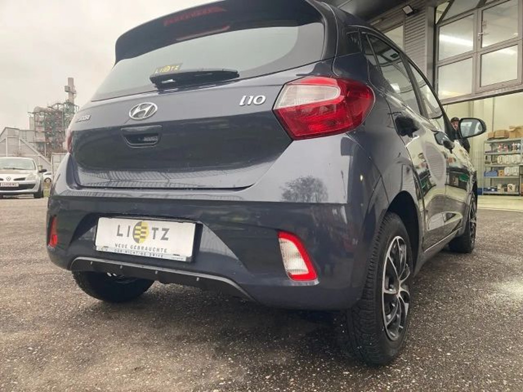 Hyundai i10