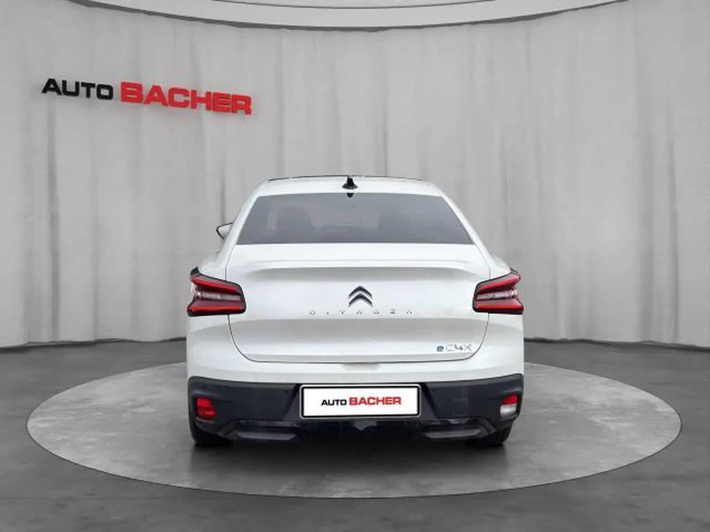 Citroën Ë-C4 X